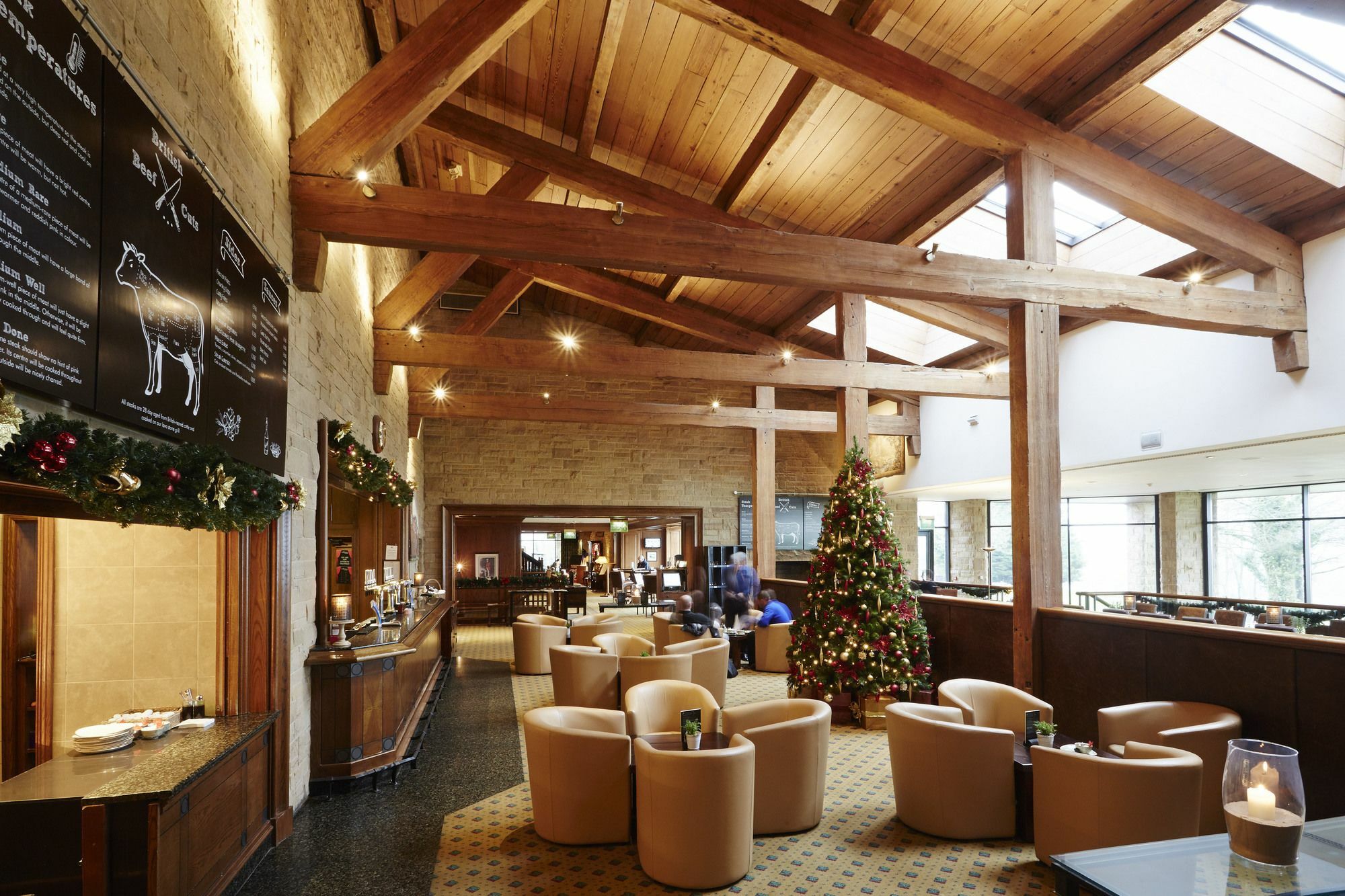 The Celtic Manor Resort Newport  Buitenkant foto The interior of the lounge